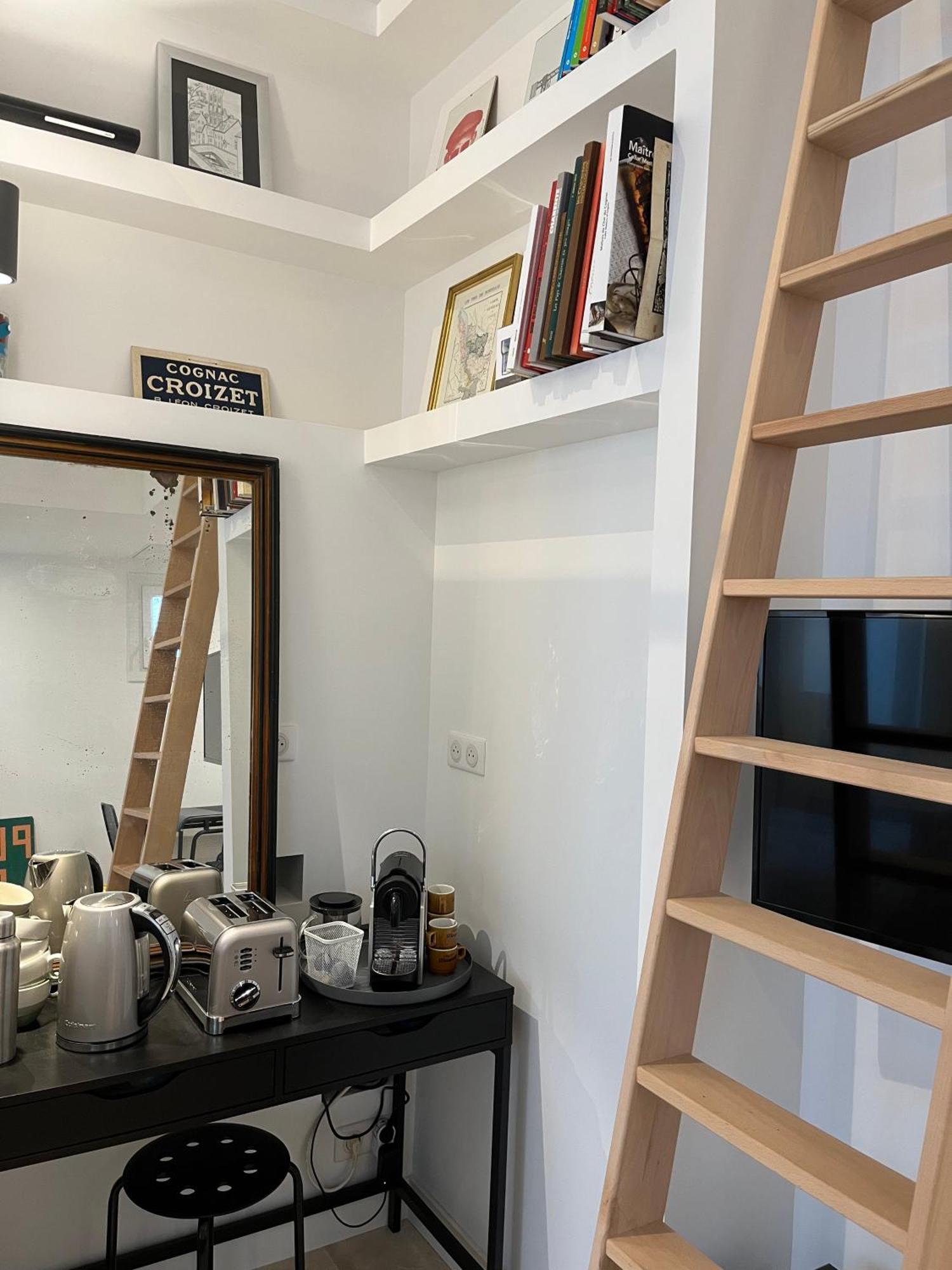 Loft Avec Terrasse Et Jardin Apartment Angoulême Exterior foto