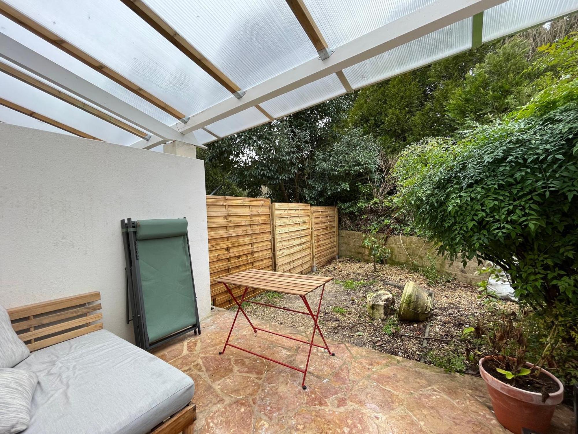 Loft Avec Terrasse Et Jardin Apartment Angoulême Exterior foto